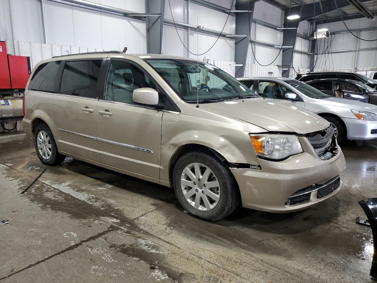 CHRYSLER TOWN & COUNTRY TOURING