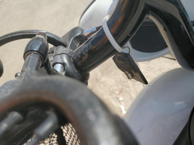 2013 HARLEY-DAVIDSON FLHX STREE 1HD1KBM13DB637034