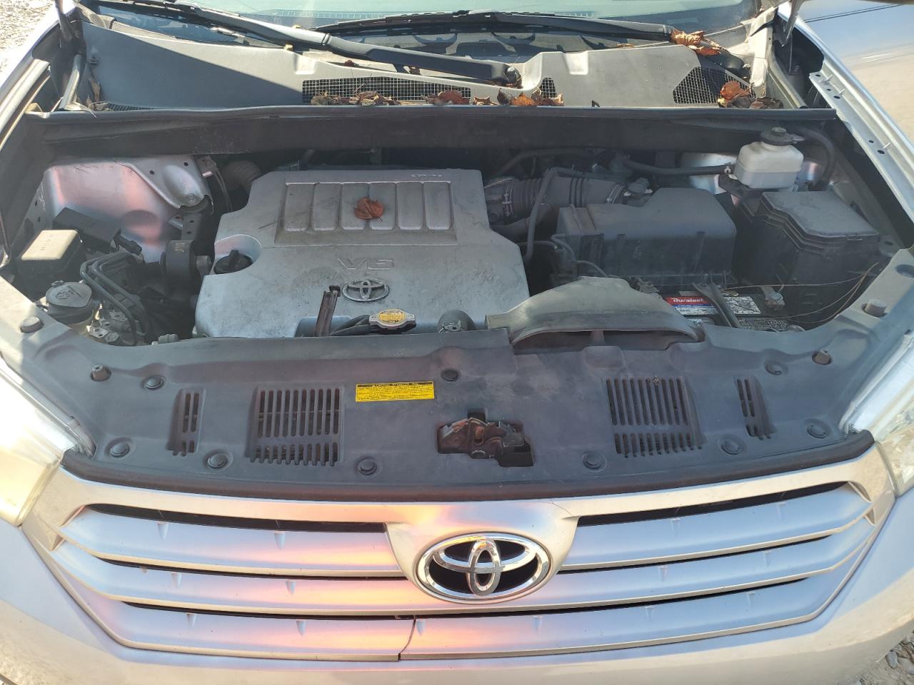 TOYOTA HIGHLANDER BASE