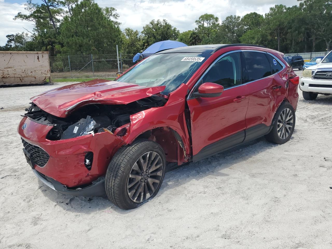 FORD ESCAPE TITANIUM