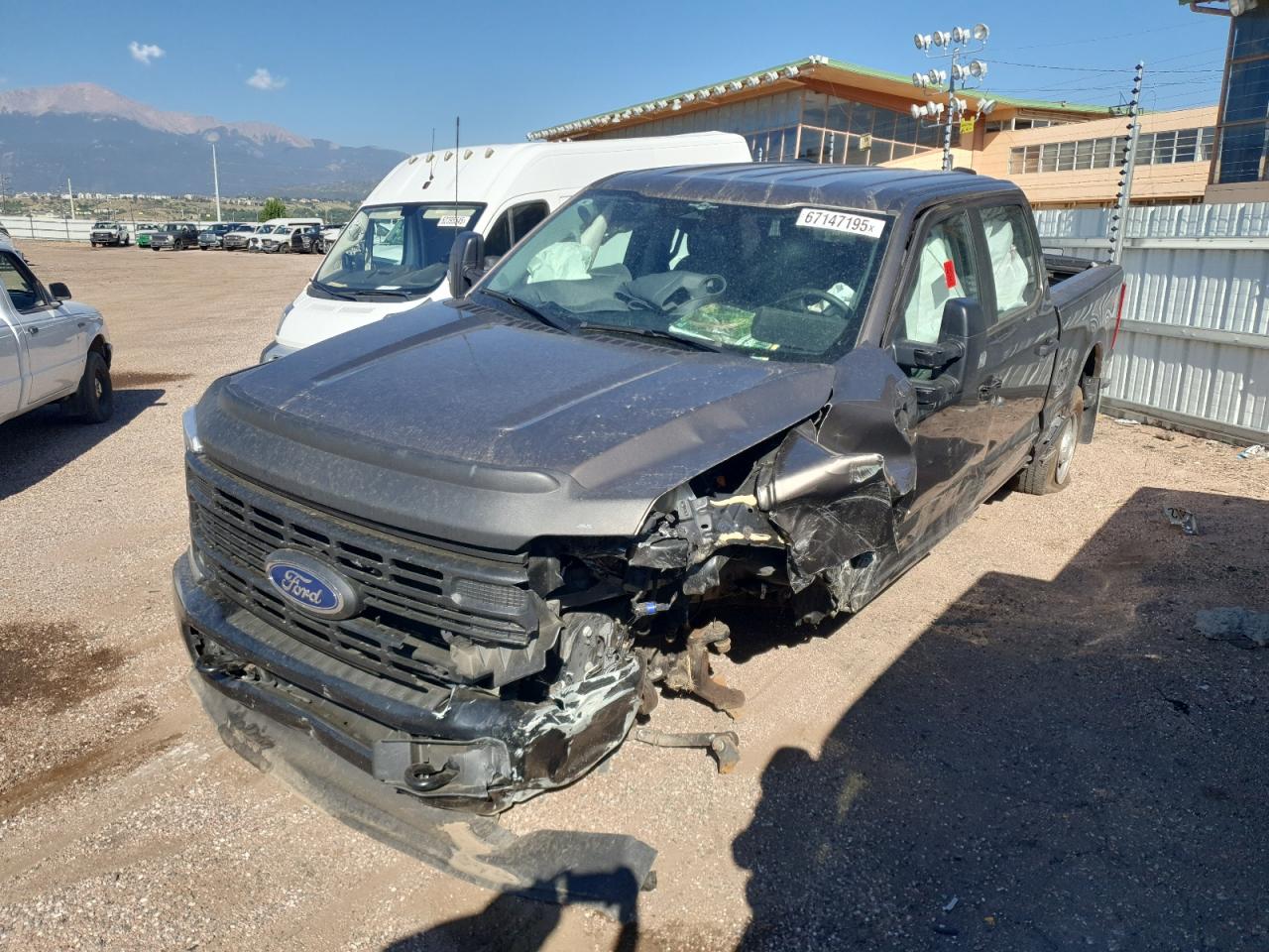FORD F-250 SUPER DUTY