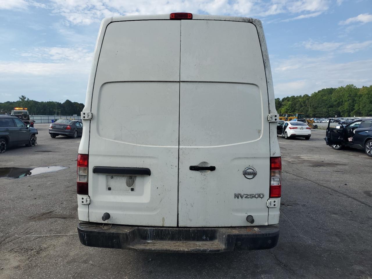 NISSAN NV2500 2500 S