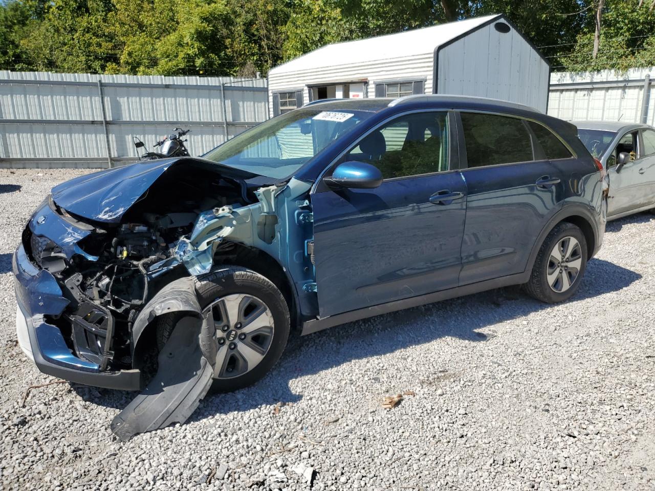 KIA NIRO LX