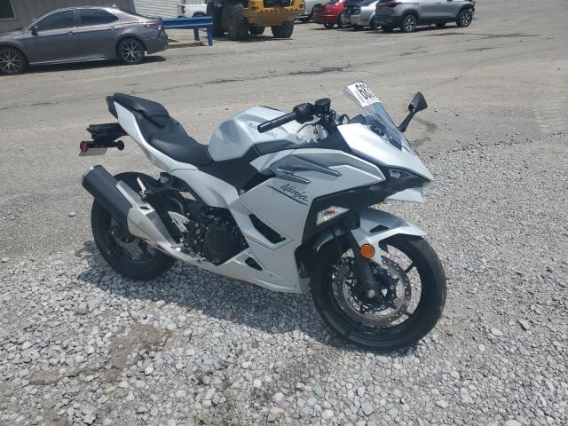 Global Auto Auctions: 2025 KAWASAKI EX500 H