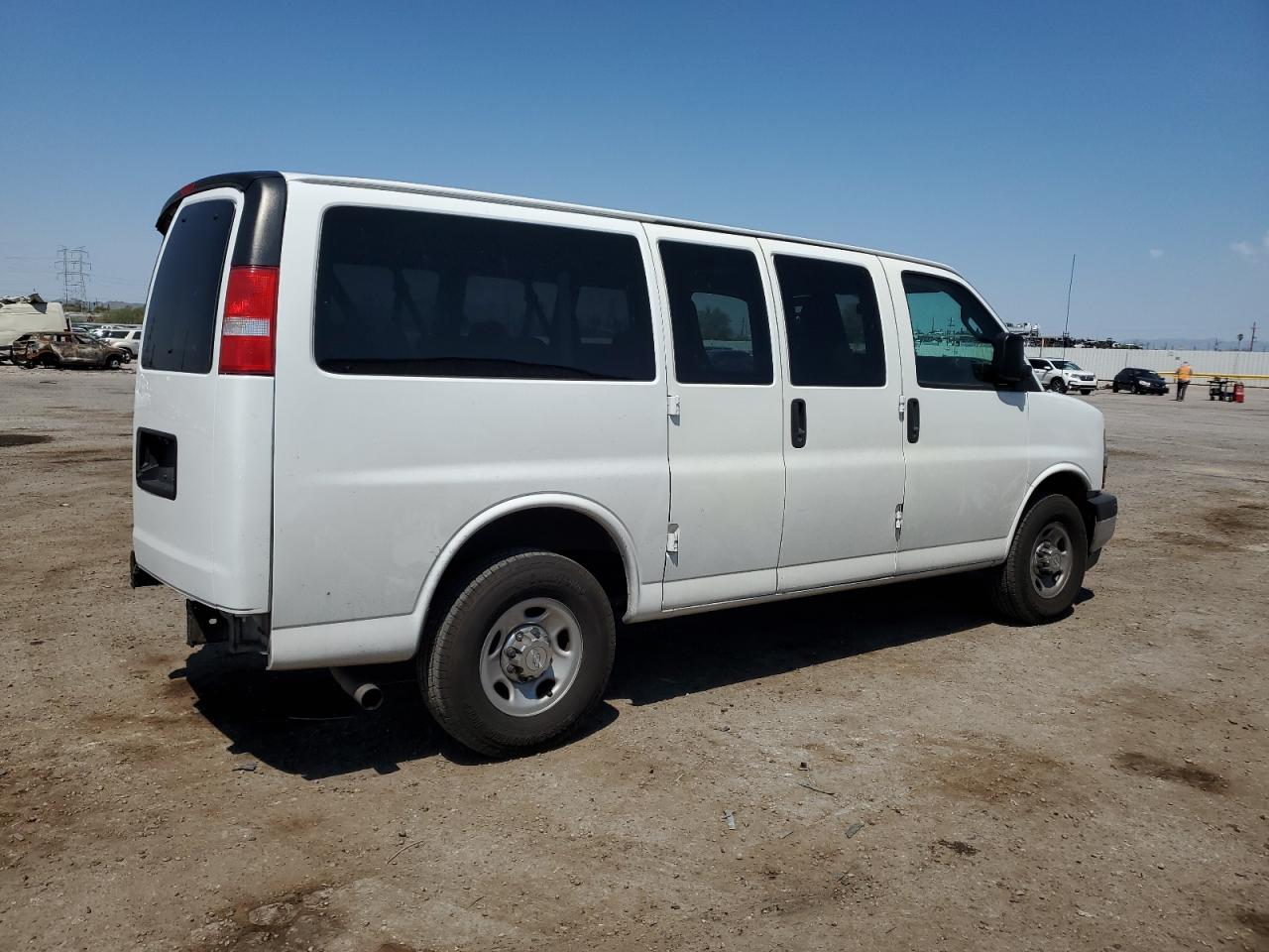CHEVROLET EXPRESS LT