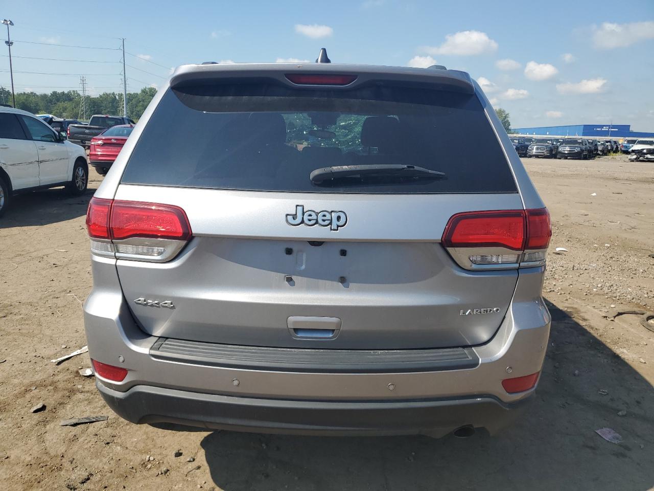 JEEP GRAND CHEROKEE LAREDO