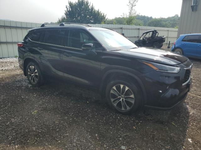 2021 TOYOTA HIGHLANDER XLE 5TDGZRBH4MS094897