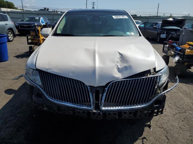 2016 LINCOLN MKT 2LMHJ5AT2GBL01397