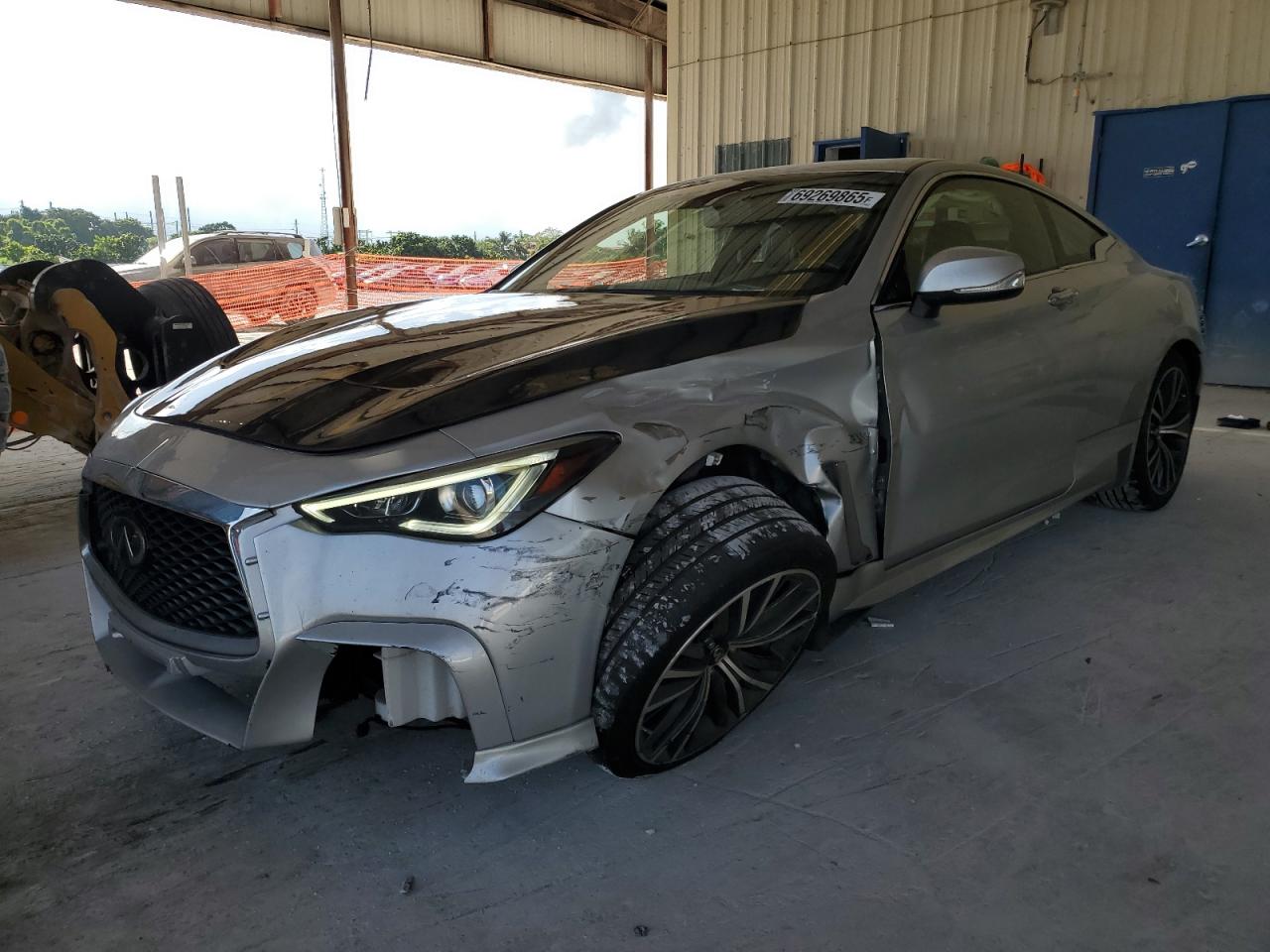 INFINITI Q60 PURE