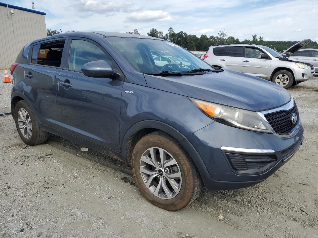 KIA SPORTAGE LX