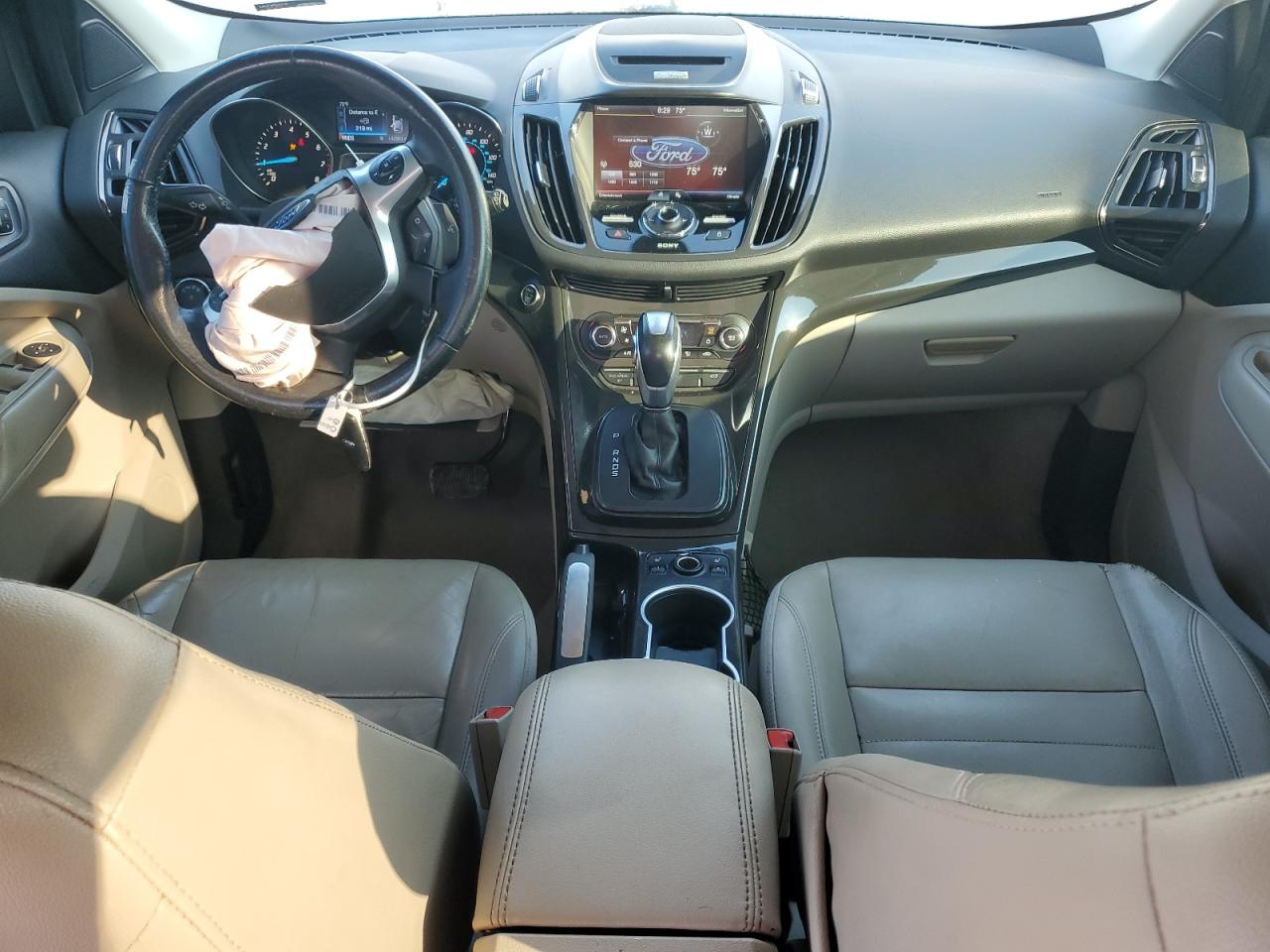 FORD ESCAPE TITANIUM