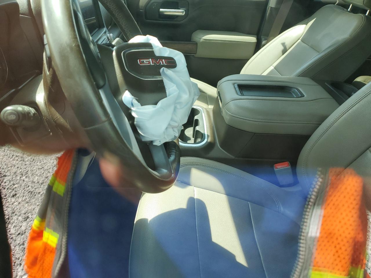 GMC SIERRA K1500 SLT