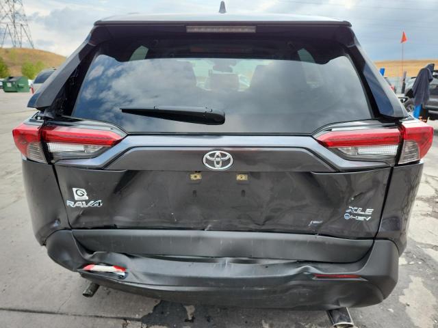 2025 TOYOTA RAV4 XLE - JTMRWRFV8SJ068413