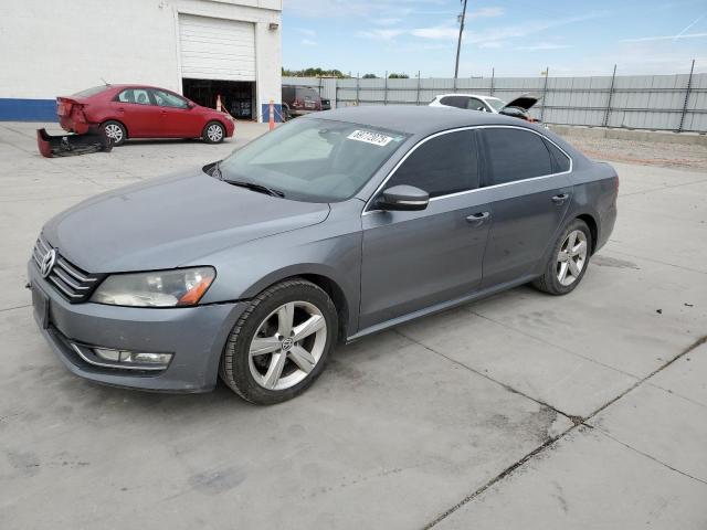 2015 VOLKSWAGEN PASSAT S 1VWAT7A34FC095275