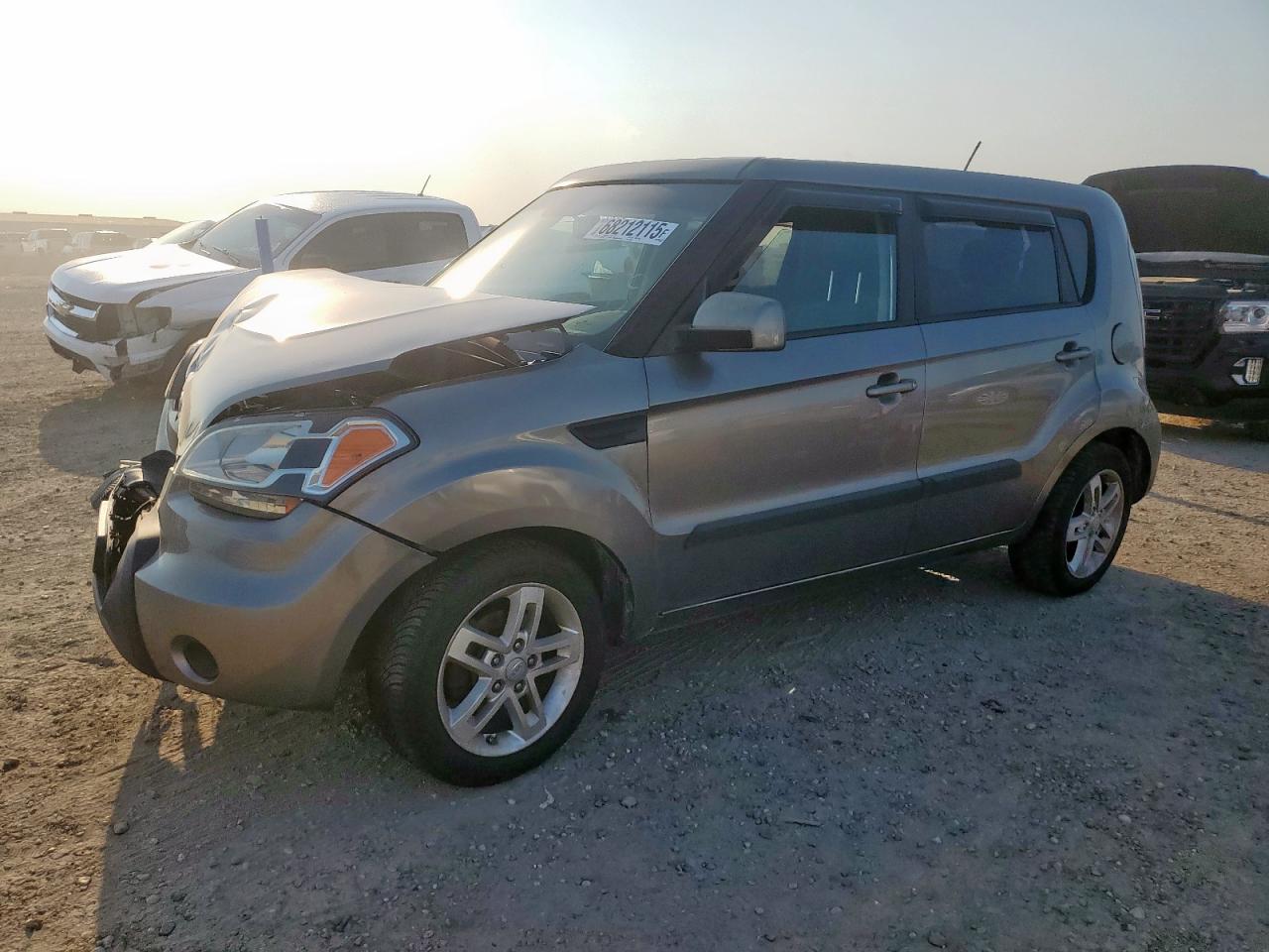 KIA SOUL +