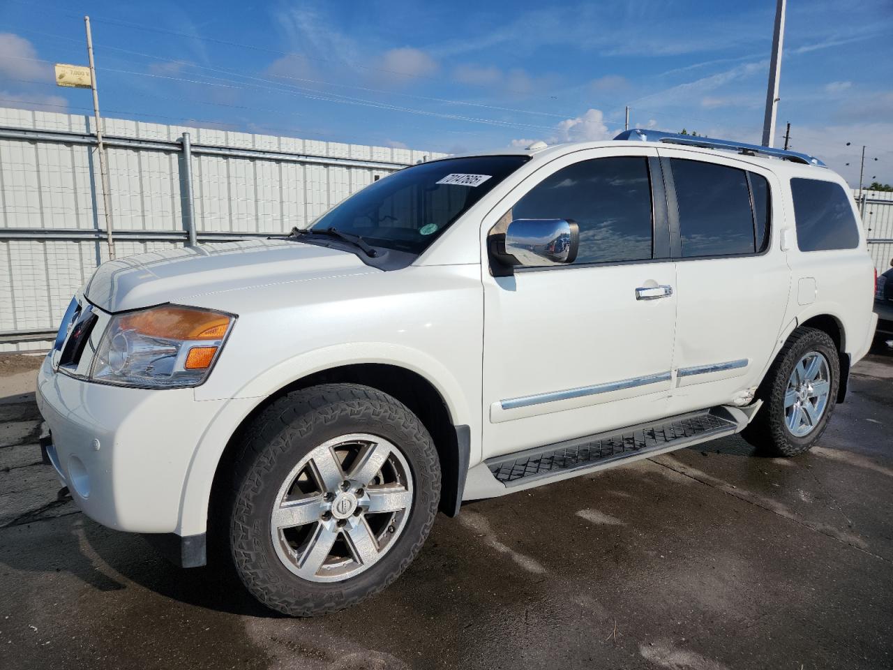 NISSAN ARMADA SV