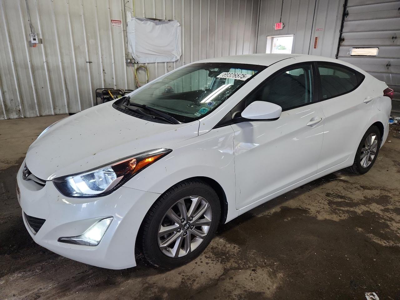 HYUNDAI ELANTRA SE