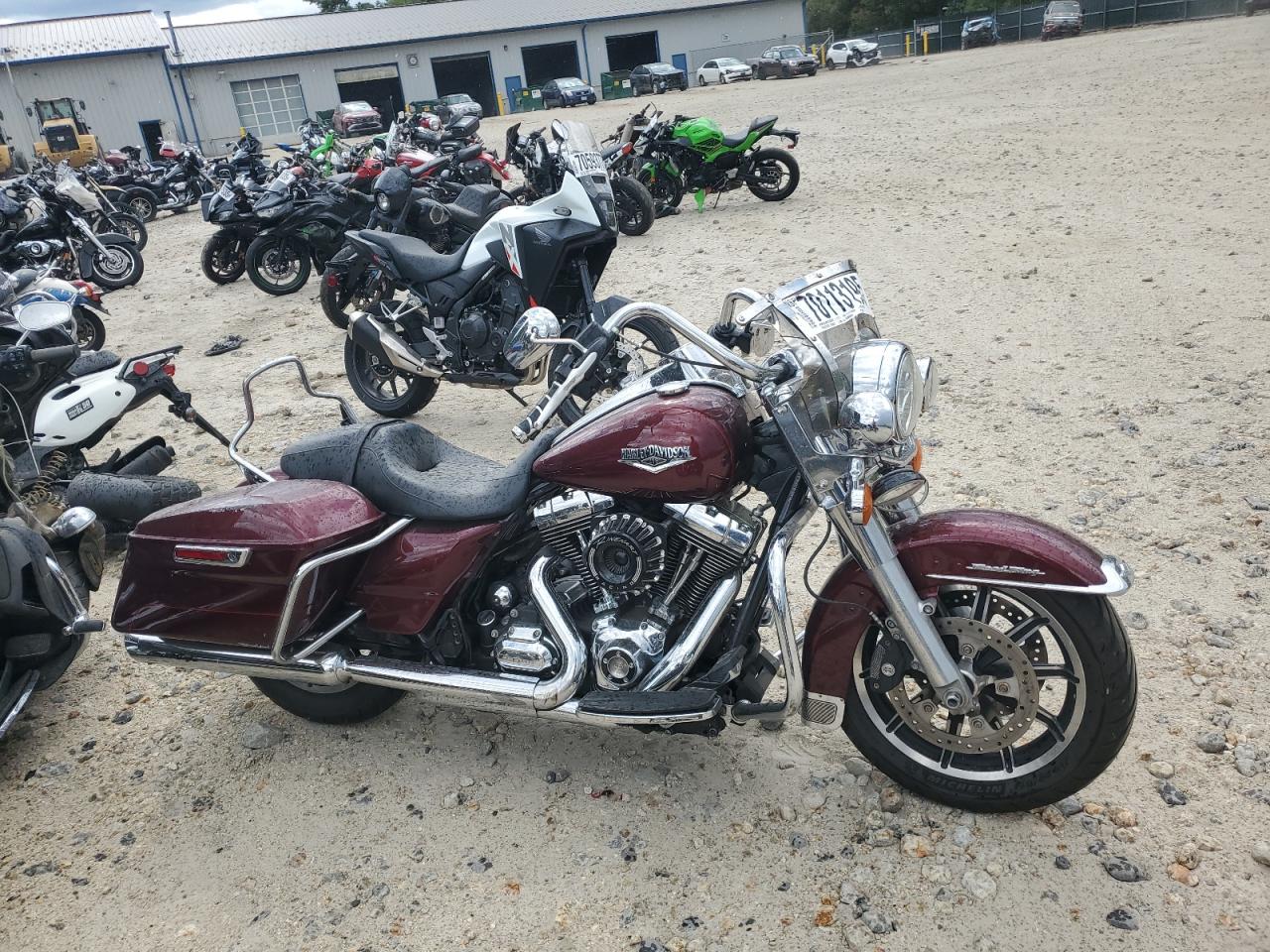  Salvage Harley-Davidson Fl