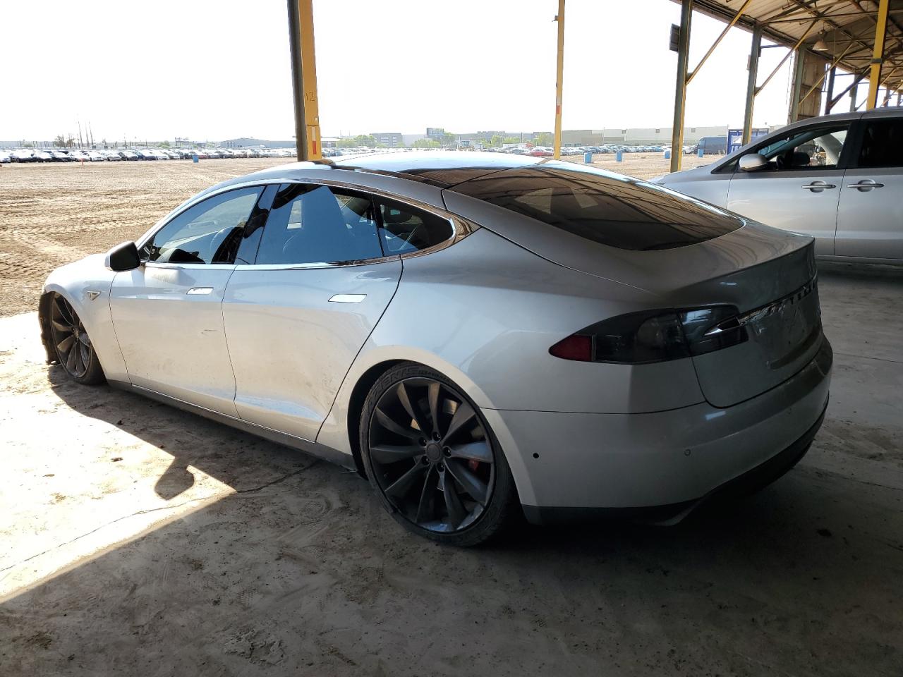 TESLA MODEL S