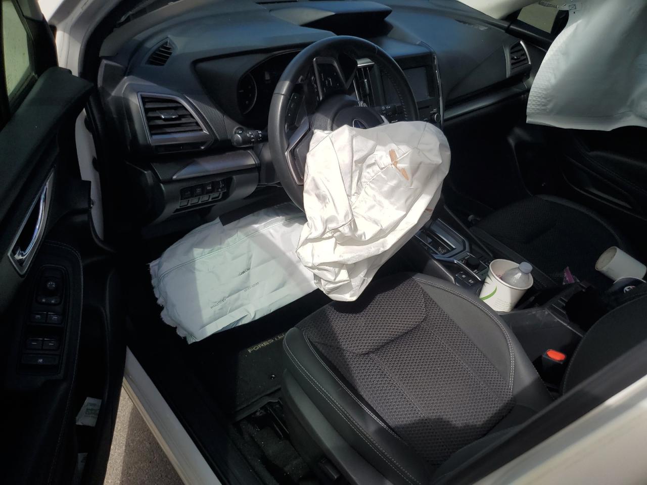 SUBARU FORESTER PREMIUM