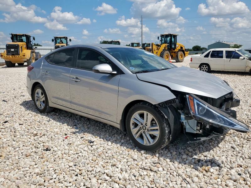 2020 HYUNDAI ELANTRA SEL 5NPD84LF9LH595133