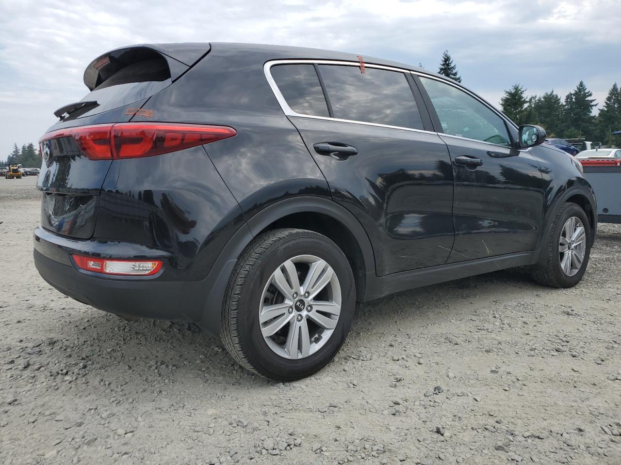 KIA SPORTAGE LX