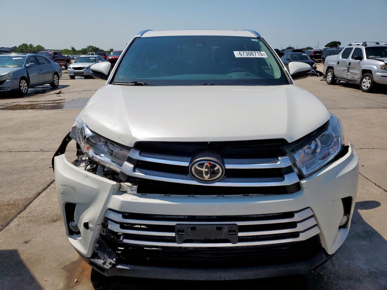 TOYOTA HIGHLANDER SE