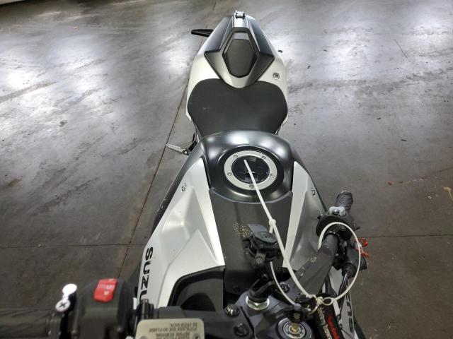 2024 SUZUKI GSX800 F JS1EM13B3R7100069