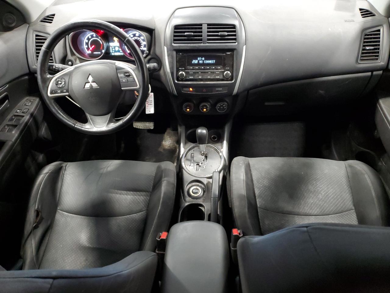 MITSUBISHI OUTLANDER ES