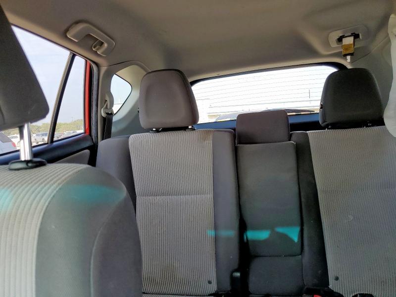 2015 TOYOTA RAV4 LE JTMZFREV8FD045008