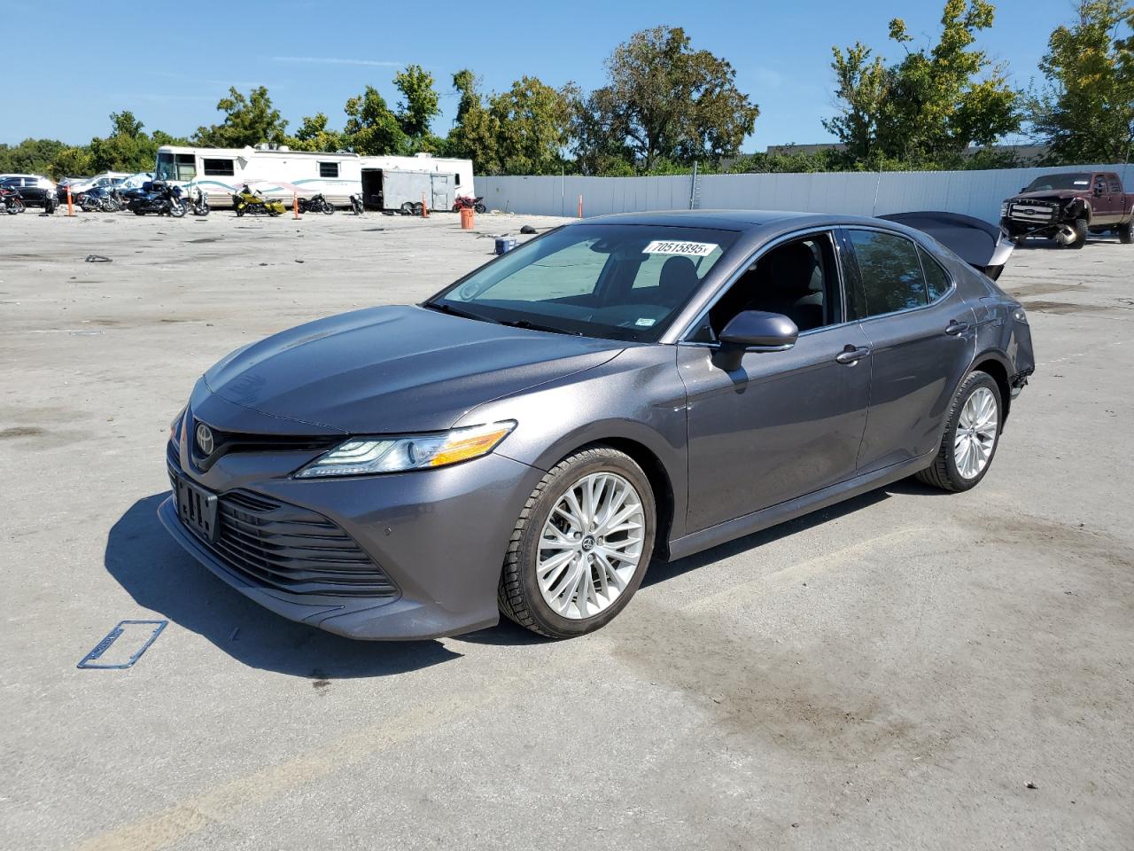 TOYOTA CAMRY XSE