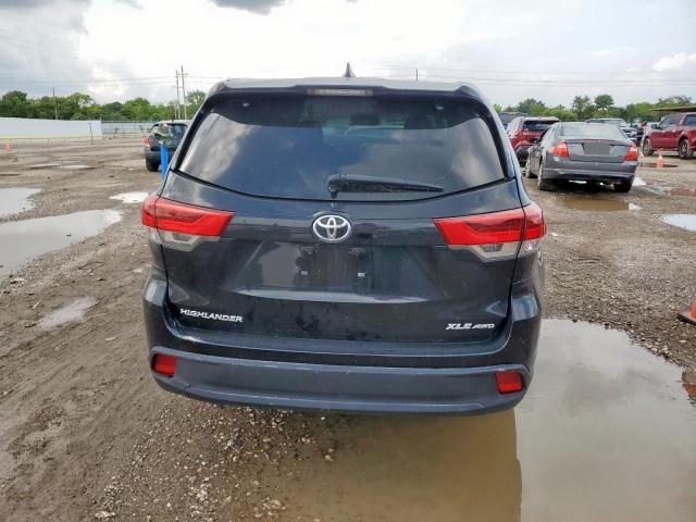 2018 TOYOTA HIGHLANDER 5TDJZRFH0JS882572