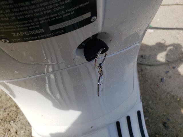 2010 VESPA LX 50 ZAPC386B6A5010885