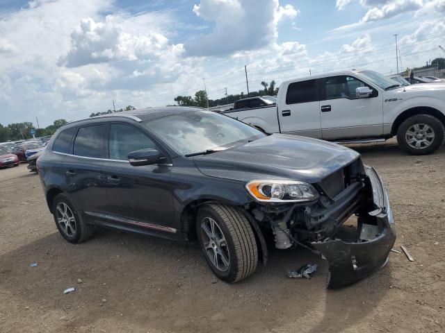 2015 VOLVO XC60 T6 PR YV4902RK5F2742220