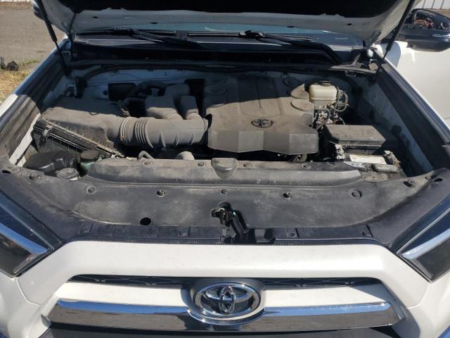 2018 TOYOTA 4RUNNER SR - JTEBU5JR3J5532849
