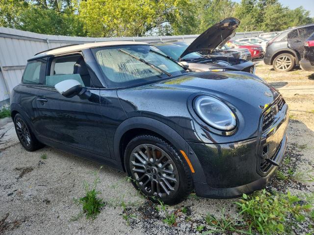 2025 MINI COOPER BASE WMW13GD08S2W53341