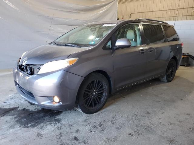 TOYOTA SIENNA XLE