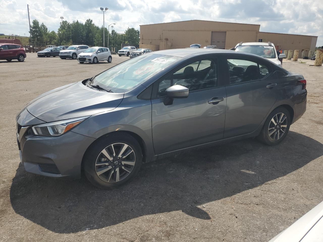 NISSAN VERSA SV