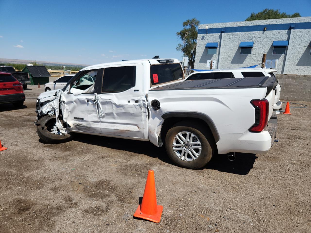 TOYOTA TUNDRA CREWMAX SR