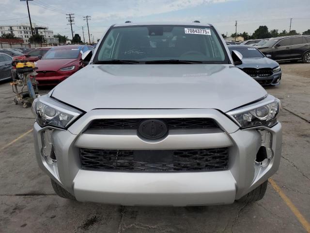 2022 TOYOTA 4RUNNER SR JTEMU5JR9N5972542