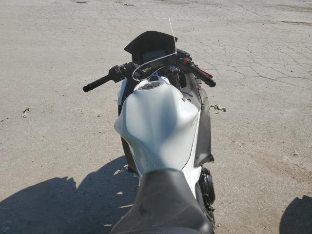 2023 KAWASAKI EX650 R ML5EXER11PDA90303