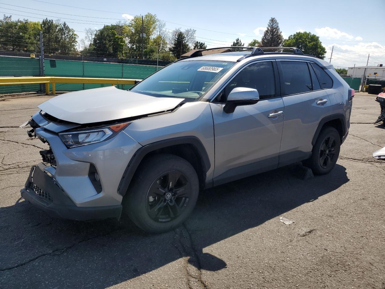 TOYOTA RAV4 XLE