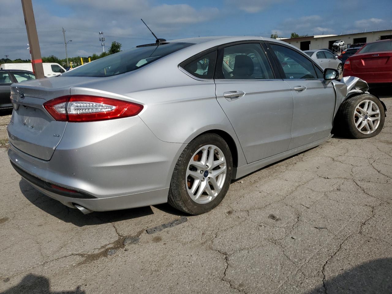FORD FUSION SE