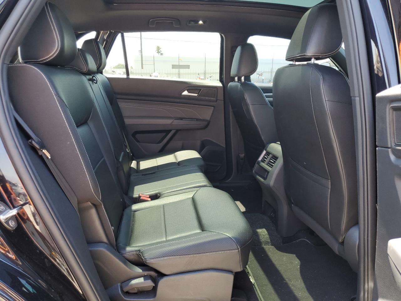 VOLKSWAGEN ATLAS CROSS SPORT SE