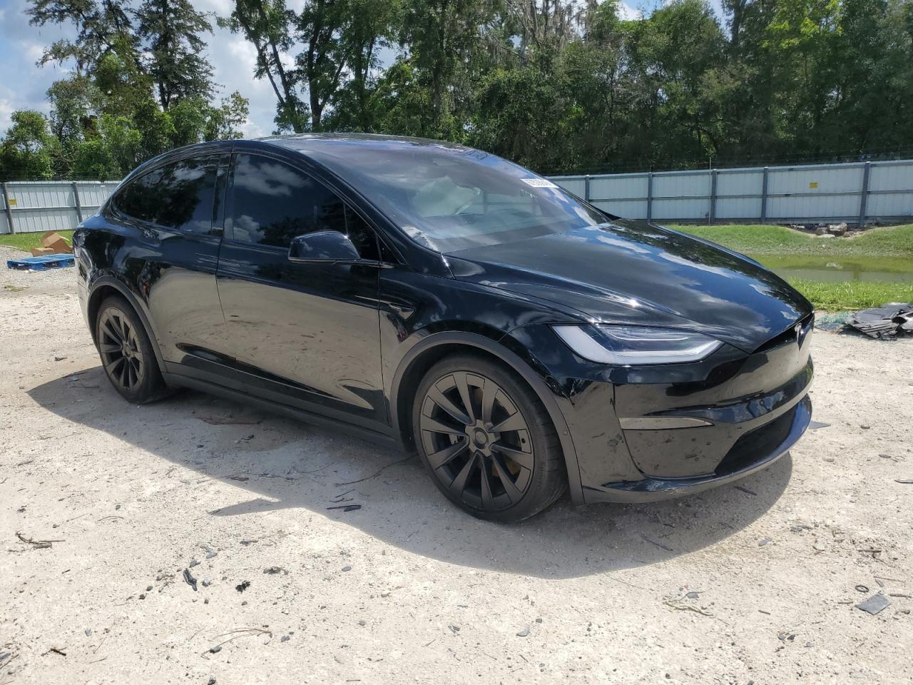 TESLA MODEL X
