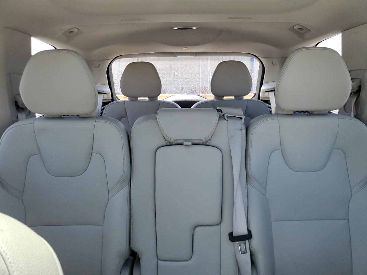 VOLVO XC90 T5 MOMENTUM