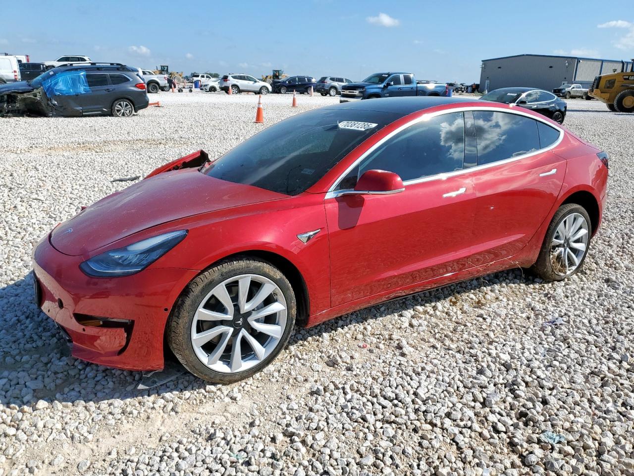 TESLA MODEL 3