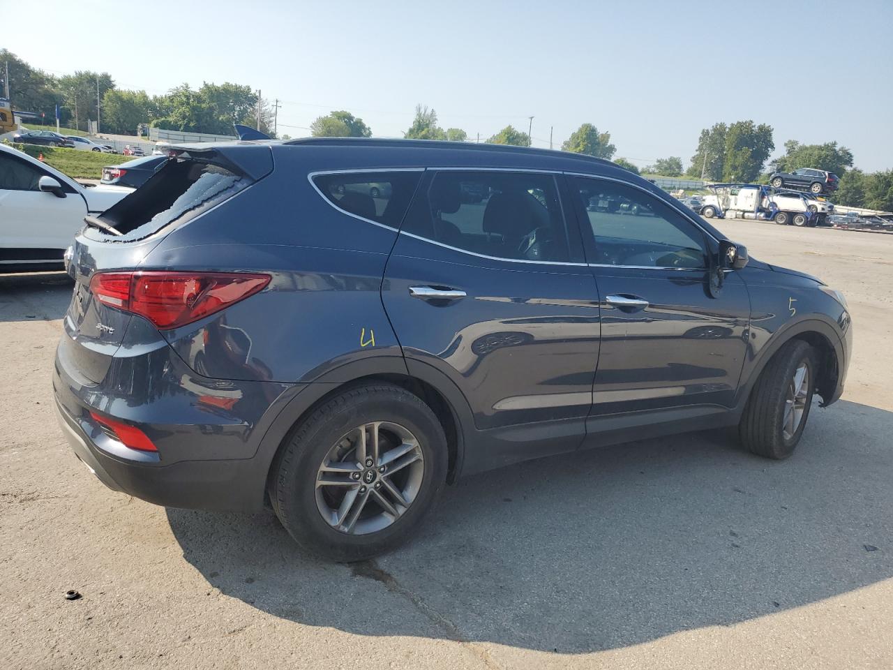 HYUNDAI SANTA FE SPORT