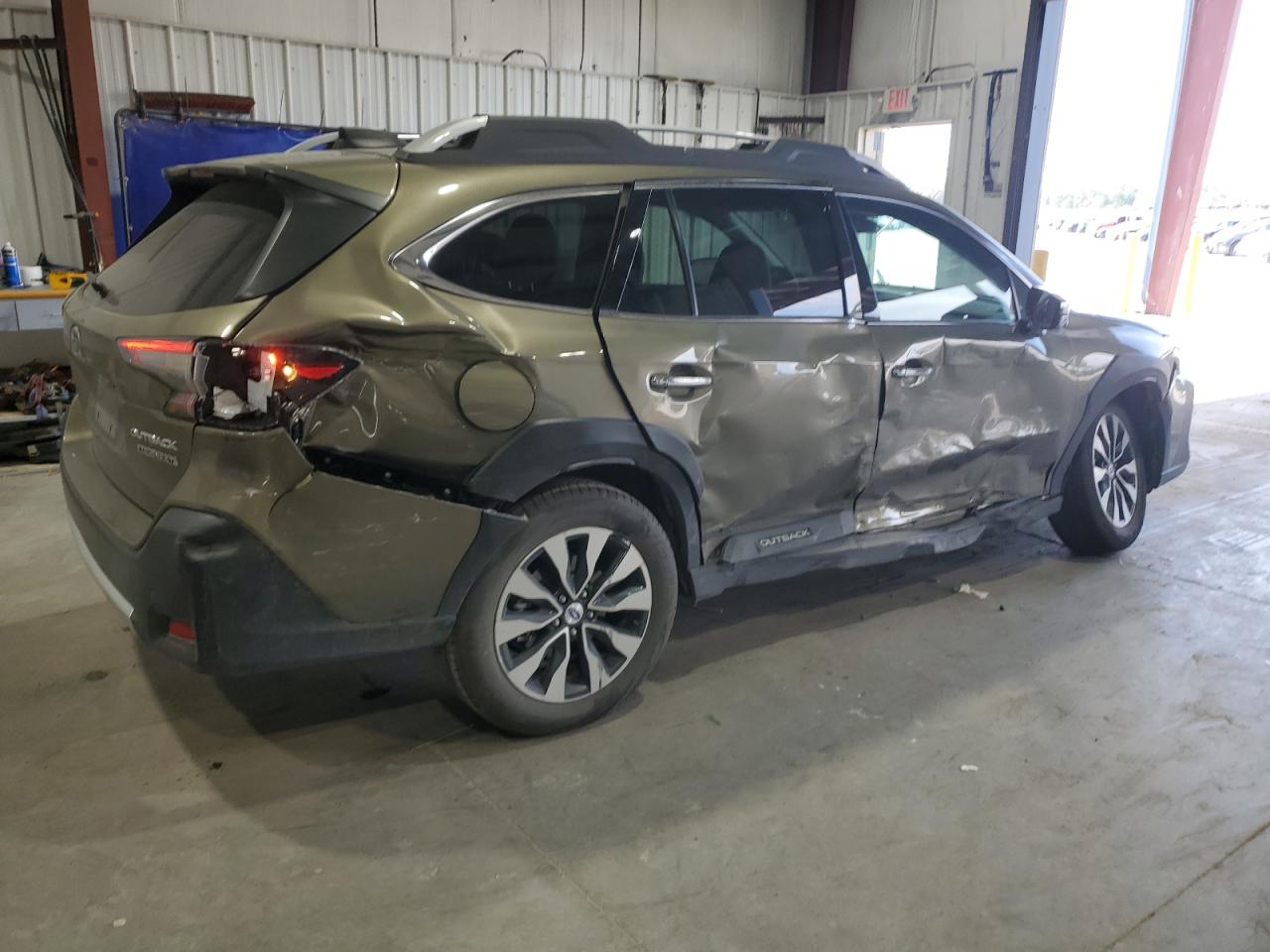 SUBARU OUTBACK TOURING