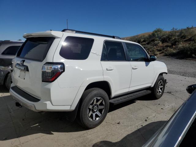 2024 TOYOTA 4RUNNER SR5 PREMIUM JTERU5JR3R6279777